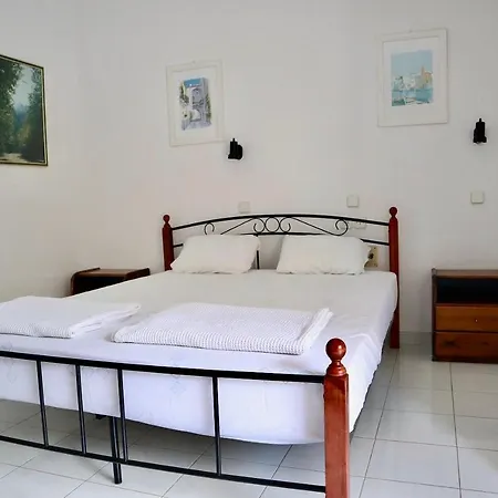 Camelia Aparthotel *